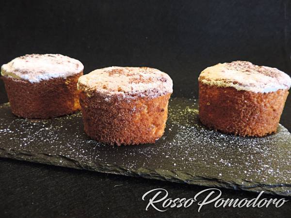 Tortini al latte condensato profumati al limone - Preparazione tappa 1