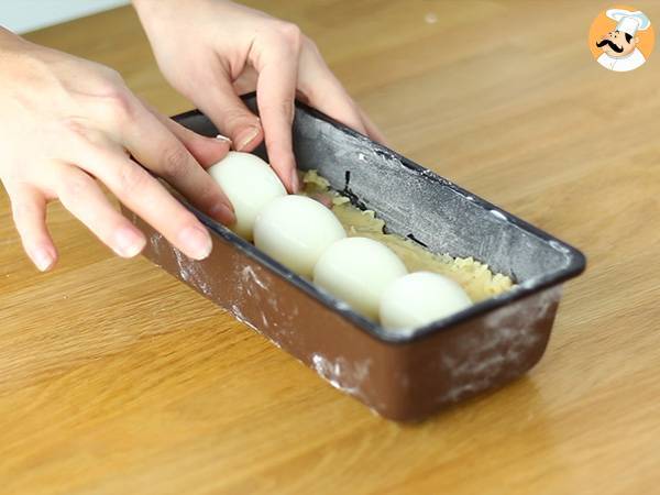 Sformato di Pasqua, la ricetta economica e saporita - Preparazione tappa 5