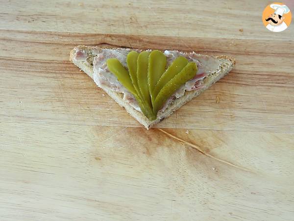 Tartine con paté e cetriolini - Preparazione tappa 4