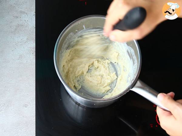 Pesce al gratin, una ricetta semplice e gustosa - Preparazione tappa 4