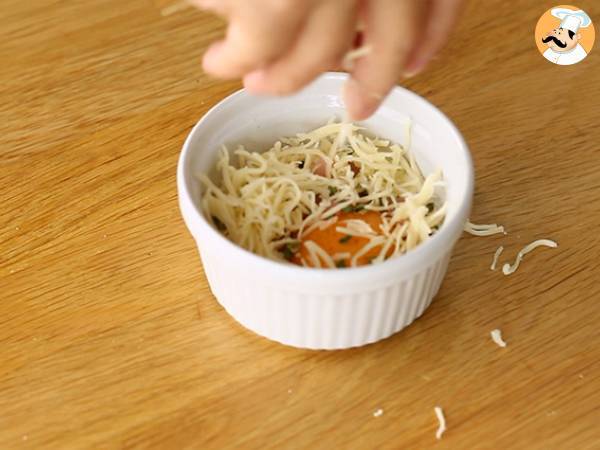 Uova in cocotte con pancetta, la ricetta ideale per una cena last minute! - Preparazione tappa 2