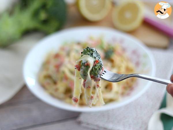 One pot pasta - Tagliatelle Broccoli e salmone - Preparazione tappa 4