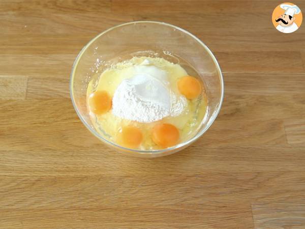 Crepes Suzette, la ricetta originale - Preparazione tappa 1