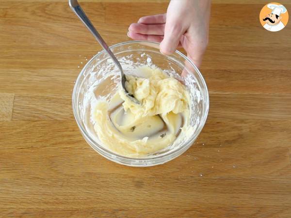 Crepes Suzette, la ricetta originale - Preparazione tappa 4