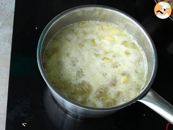 Vellutata di topinambur e patate con pancetta croccante - Preparazione tappa 2