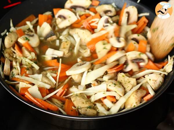 Chow mein - Ricetta cinese - Preparazione tappa 3