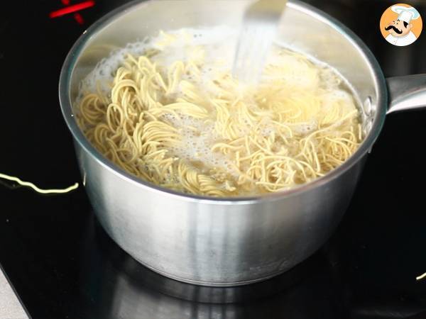 Chow mein - Ricetta cinese - Preparazione tappa 6