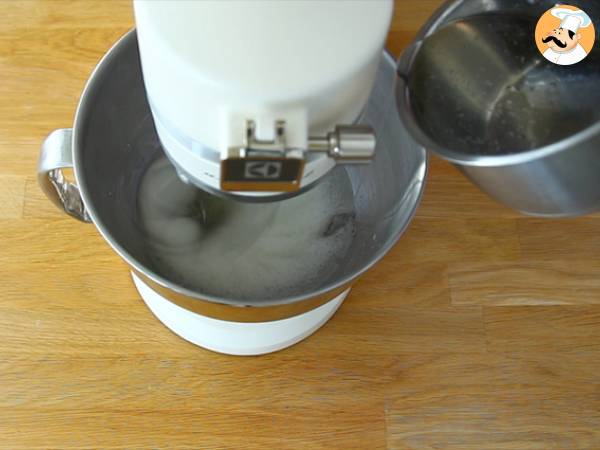 Torta Saint Honoré, la ricetta spiegata passo a passo ed il tutorial video - Preparazione tappa 10