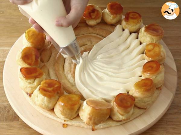 Torta Saint Honoré, la ricetta spiegata passo a passo ed il tutorial video - Preparazione tappa 18