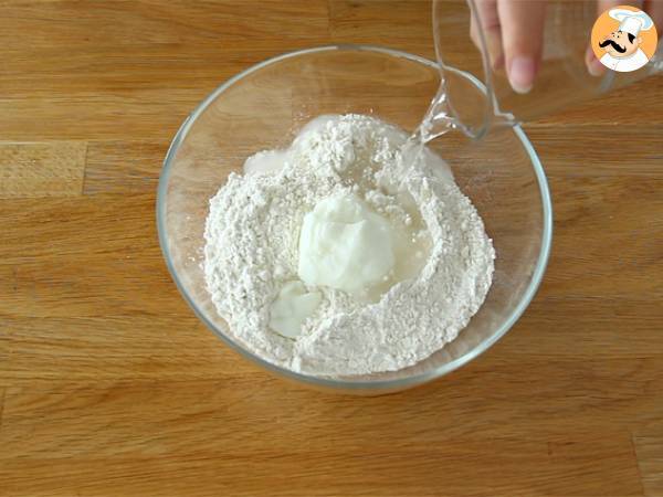 Cheese Naan - Pane indiano con formaggio - Preparazione tappa 1