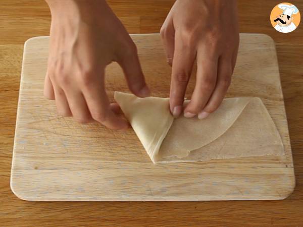Samosa con formaggio fresco e miele - Preparazione tappa 4