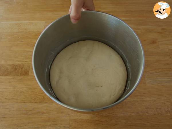 Focaccia farcita con cipolla e pancetta - Preparazione tappa 2
