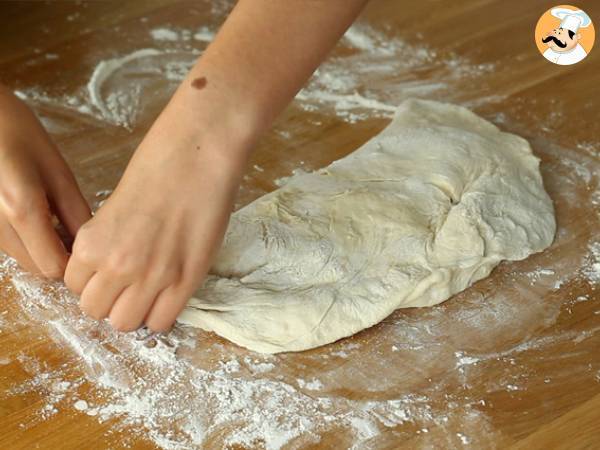 Focaccia farcita con cipolla e pancetta - Preparazione tappa 5