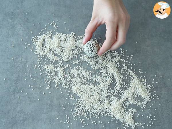 Energy ball ai datteri, la super ricetta vegana spiegata passo a passo! - Preparazione tappa 4