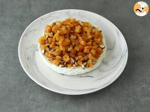 Brie farcito con mandorle e albicocche secche - Preparazione tappa 3