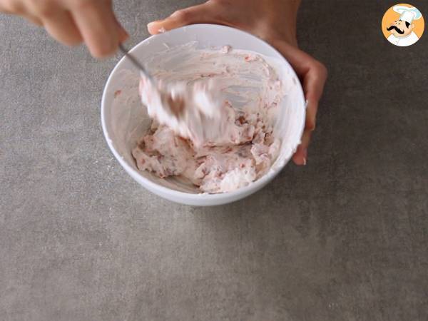 Fagottini con salmone affumicato e formaggio caprino - Preparazione tappa 2