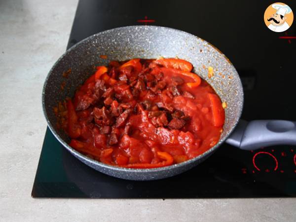 Fusilli con sugo di chorizo - Preparazione tappa 3