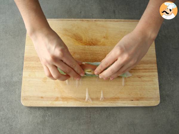 Involtini primavera non fritti: la nostra versione agrodolce con salmone e mele - Preparazione tappa 4