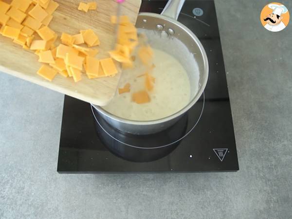 Salsa al formaggio per Tacos e cheeseburger - Preparazione tappa 2