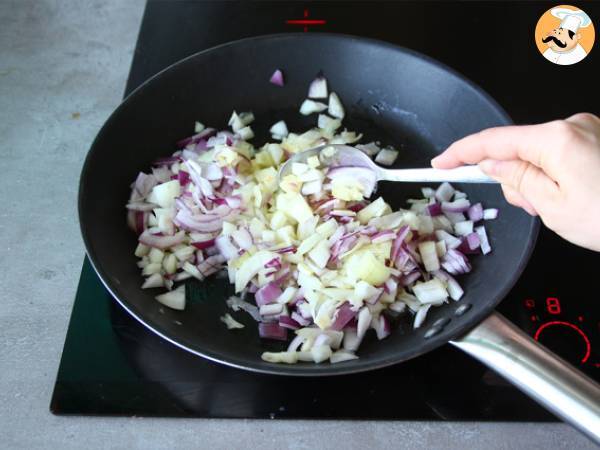 Torta salata con bietole ed Emmental, ricetta vegetariana - Preparazione tappa 2
