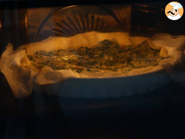 Torta salata con bietole ed Emmental, ricetta vegetariana - Preparazione tappa 6