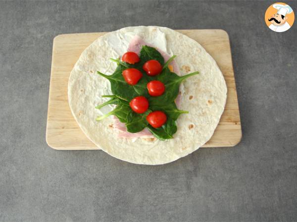 Piadina arrotolata con Cheddar e Spinaci - Preparazione tappa 1