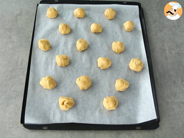 Biscotti di Pasqua con ovetti di cioccolato - Preparazione tappa 2