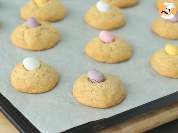 Biscotti di Pasqua con ovetti di cioccolato - Preparazione tappa 3