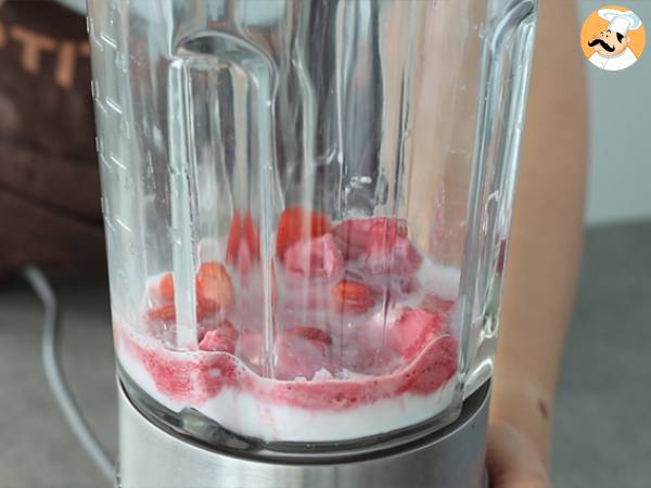 Milkshake vegano ai frutti rossi - Preparazione tappa 2