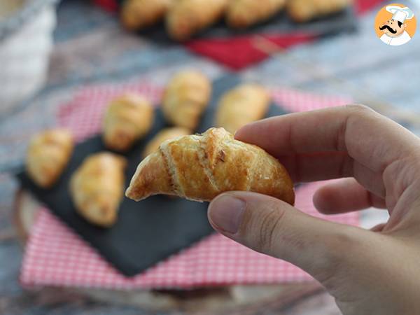 Cornetti di sfoglia con prosciutto cotto e formaggio fresco - Preparazione tappa 6