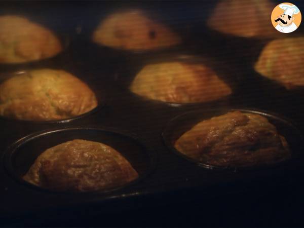 Muffin salati con zucchine e formaggio caprino - Preparazione tappa 3