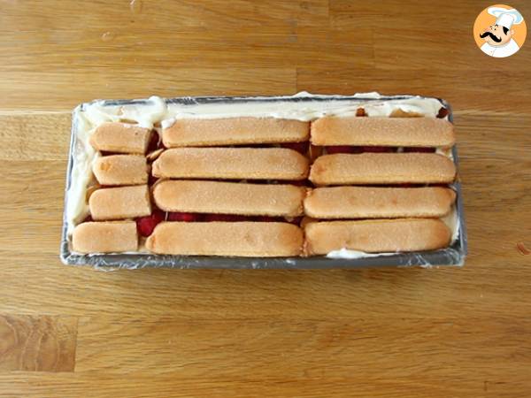 Tronchetto tiramisù ai lamponi per Natale - Preparazione tappa 7