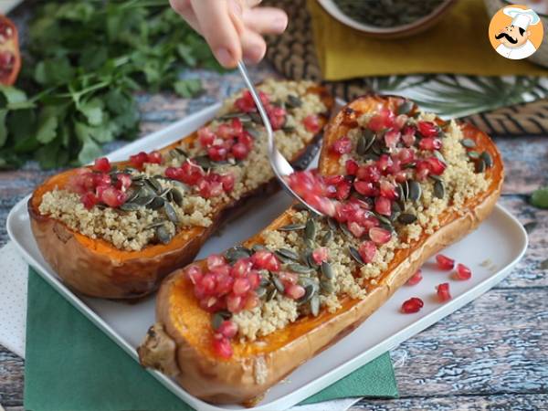 Zucca ripiena con insalata di quinoa e melograno - Ricetta vegana - Preparazione tappa 4