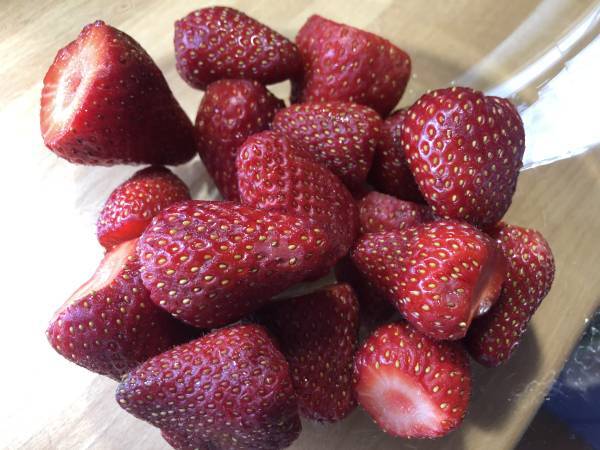 Tiramisu' alle fragole di Lucy - Preparazione tappa 1