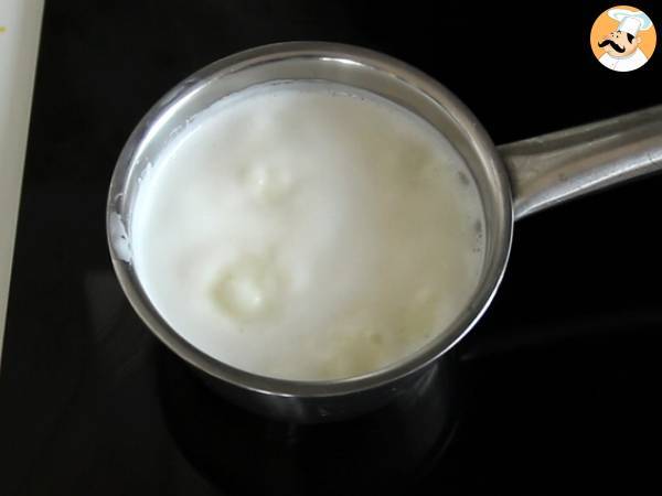 Come preparare il latte condensato a casa? - Preparazione tappa 1