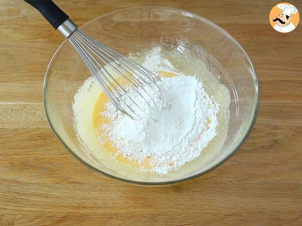 Layer cake alle fragole con crema al mascarpone - Preparazione tappa 2