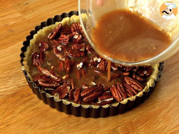Pecan Pie, la torta americana preparata con le noci pecan - Preparazione tappa 6