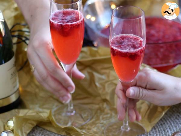 Cocktail prosecco ai lamponi - Preparazione tappa 3