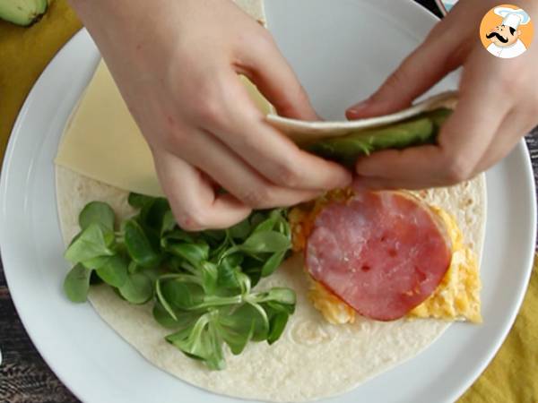 Wrap piastrato con bacon e formaggio, la super ricetta per un brunch! - Preparazione tappa 4
