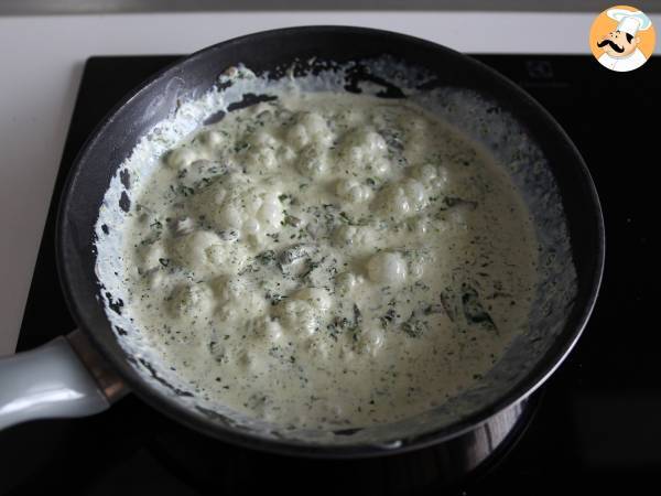 Calzoni di sfoglia con funghi e spinaci - Preparazione tappa 2