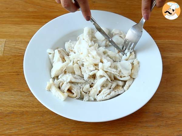 Bacalhau à Brás, una deliziosa ricetta portoghese per preparare il baccalà - Preparazione tappa 2