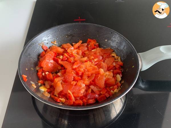 Salsa pomodoro e peperoni: ricetta semplice per condire la pasta - Preparazione tappa 2