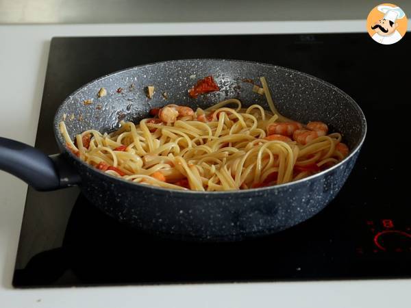 Pasta con gamberi e pomodorini - Preparazione tappa 6