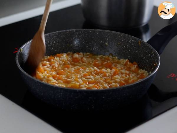 Risotto alla zucca, un primo delicato e perfetto per l'autunno - Preparazione tappa 4