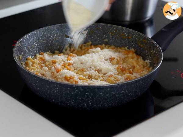 Risotto alla zucca, un primo delicato e perfetto per l'autunno - Preparazione tappa 5