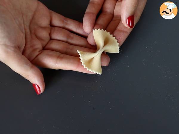 Farfalle fatte in casa - Preparazione tappa 9
