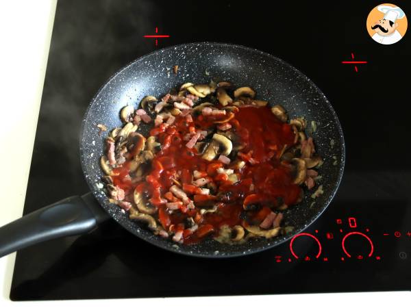 Pasta alla boscaiola, il primo piatto ideale per l'autunno e l'inverno - Preparazione tappa 4