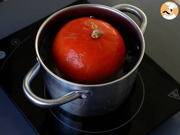 Fonduta nella zucca, la ricetta speciale per l'autunno! - Preparazione tappa 1