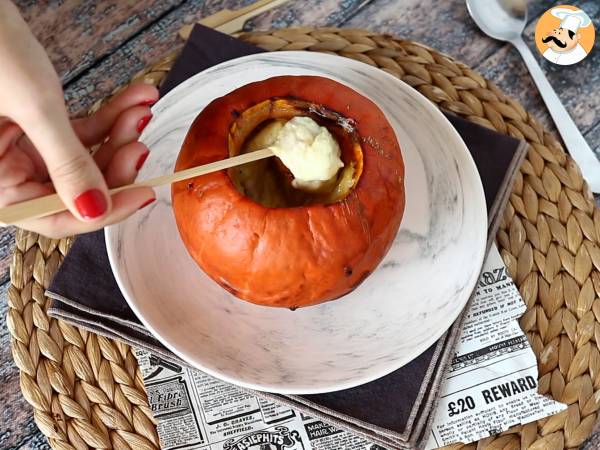 Fonduta nella zucca, la ricetta speciale per l'autunno! - Preparazione tappa 7
