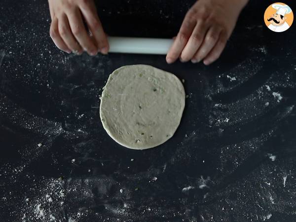 Scallion Pancake, le piadine cinesi con i cipollotti - Preparazione tappa 4